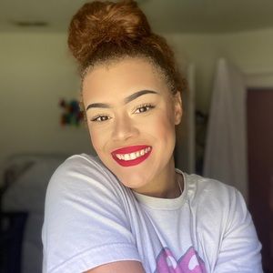 Meet your Posher, Tierra